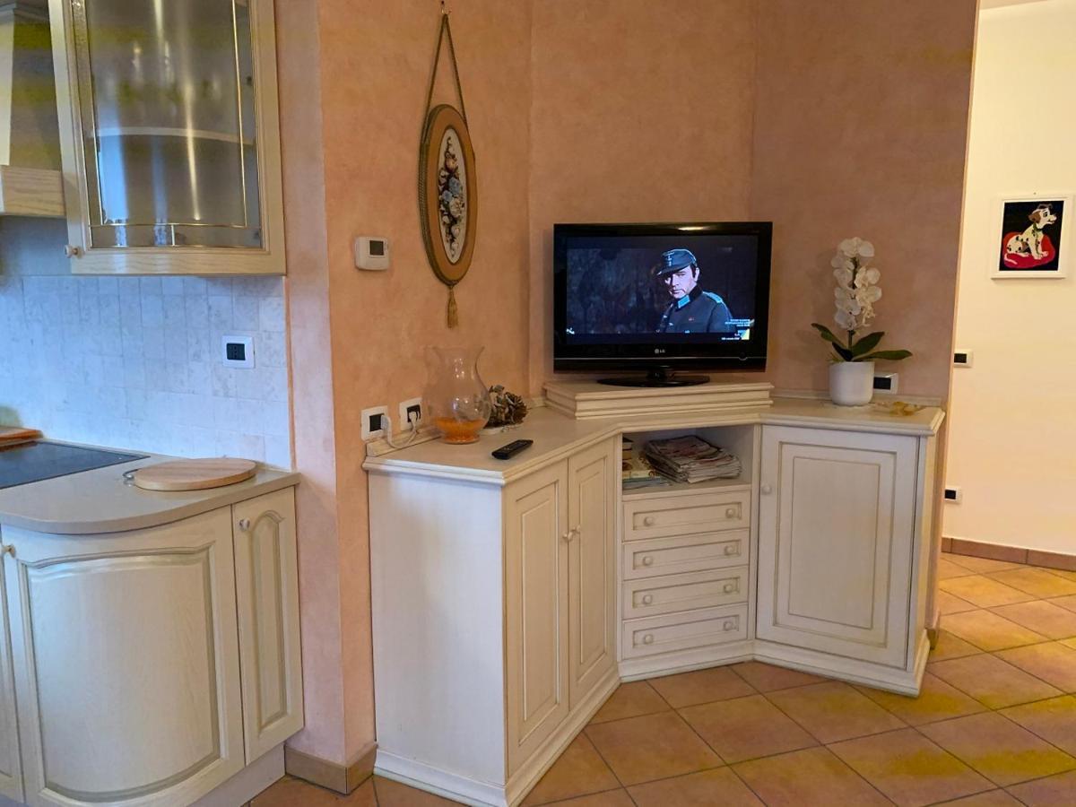 Ferienwohnung Il Nido Di Giusy Ossuccio Exterior foto
