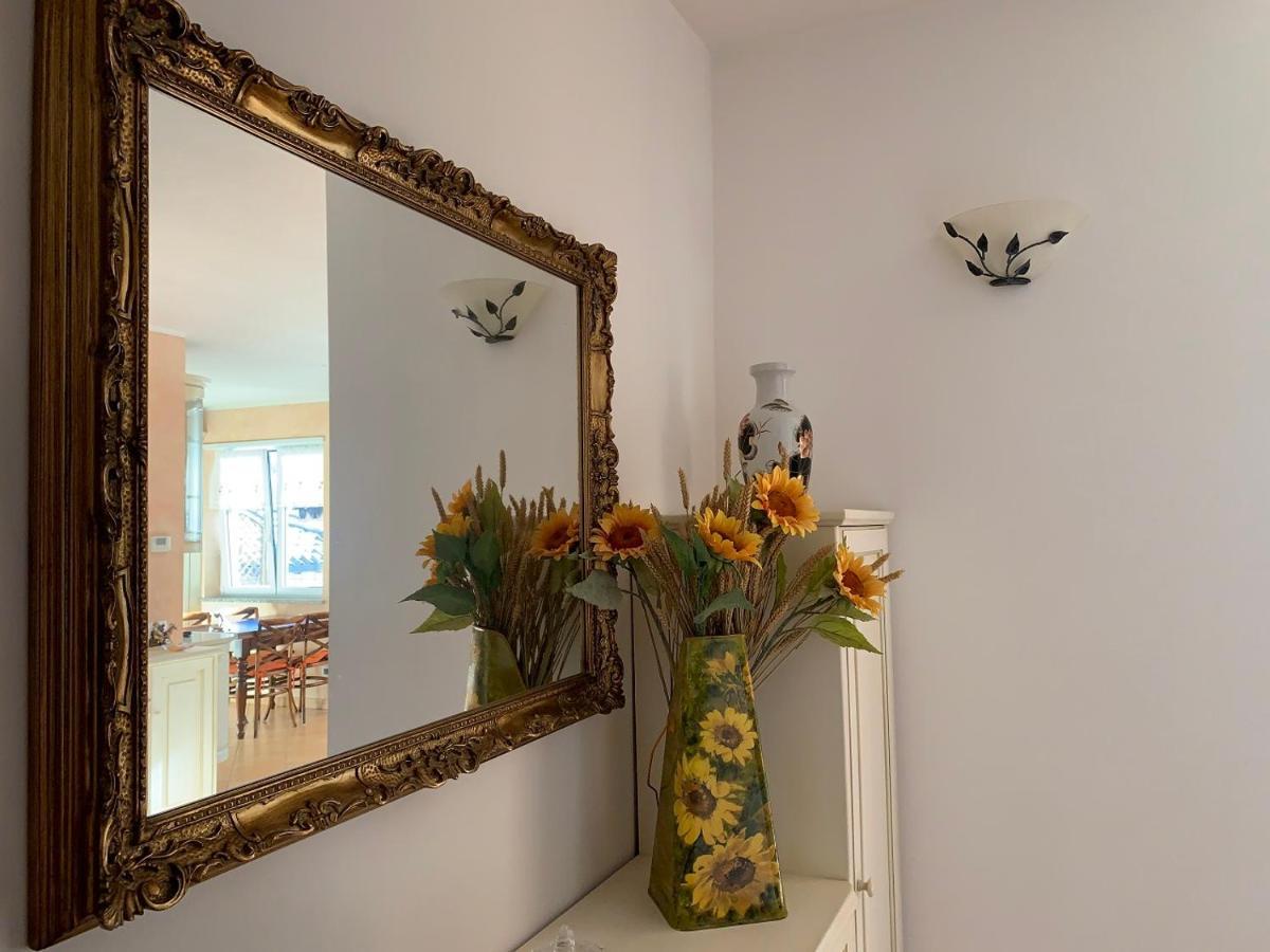 Ferienwohnung Il Nido Di Giusy Ossuccio Exterior foto